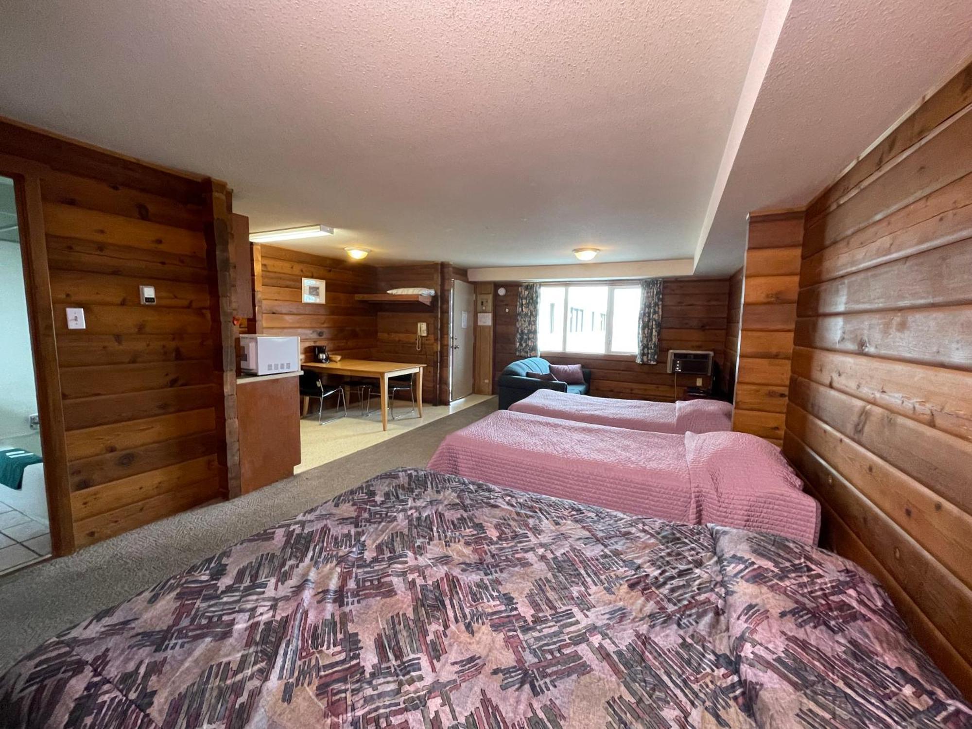 Raccoon Lodge Motel 실번 레이크 외부 사진